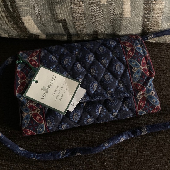 Clothes - Picture 8 of 9